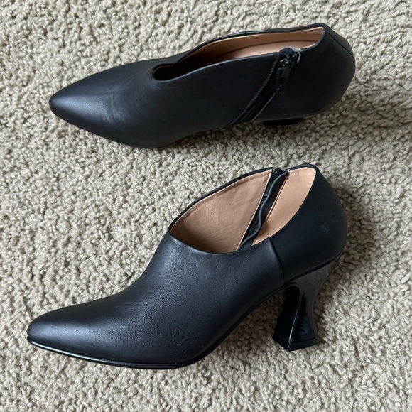 John Fluevog Poser Edie Sexy Asymmetrical Heel - Picture 3 of 10